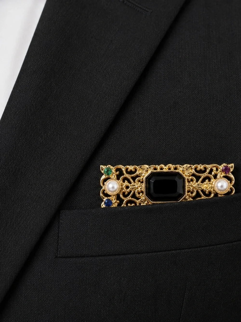 Vintage Gold Tone Filigree Brooch with Faceted Black Stone &‎ Rhinestone Accents